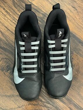 Men’s Nike Alpha Menace 4 Shark Football Cleats Size 6.5